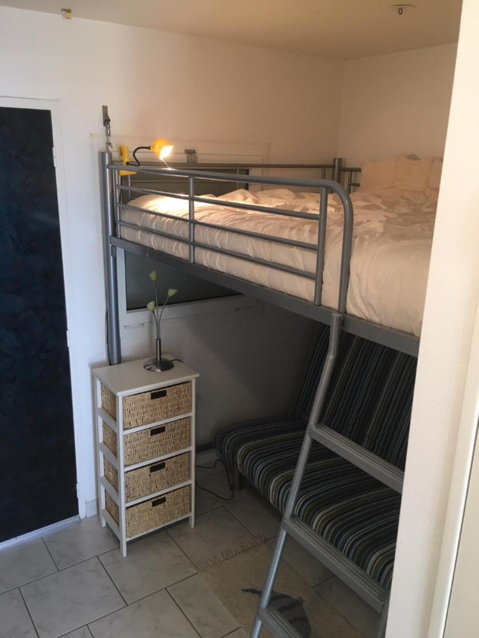 Vistamar 2 Apartment Мерлимон Екстериор снимка